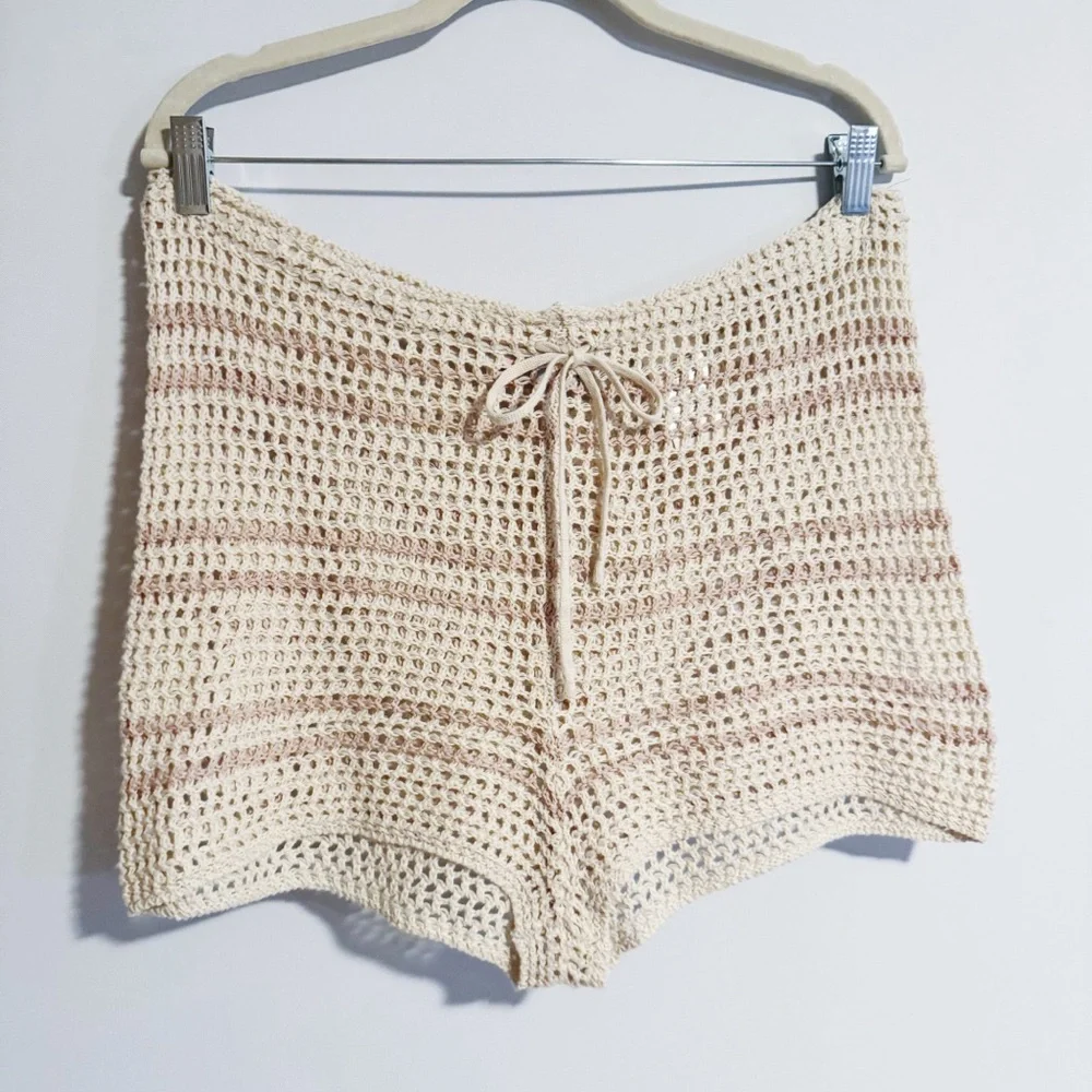 FP Beach - Tan and Pink Crochet Set - Picture 3 of 4